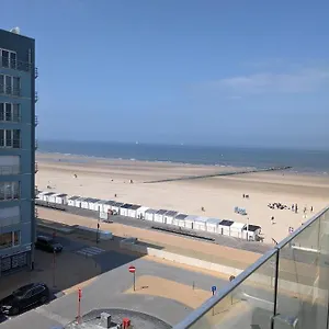Sun South- Seaview-sea At 15meter-ostend Apartment
